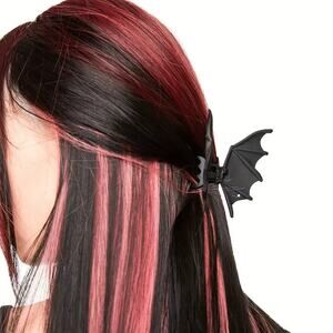 Gothic Bat Wing Hair Clip – Large Black Claw Clip for Women & Girls